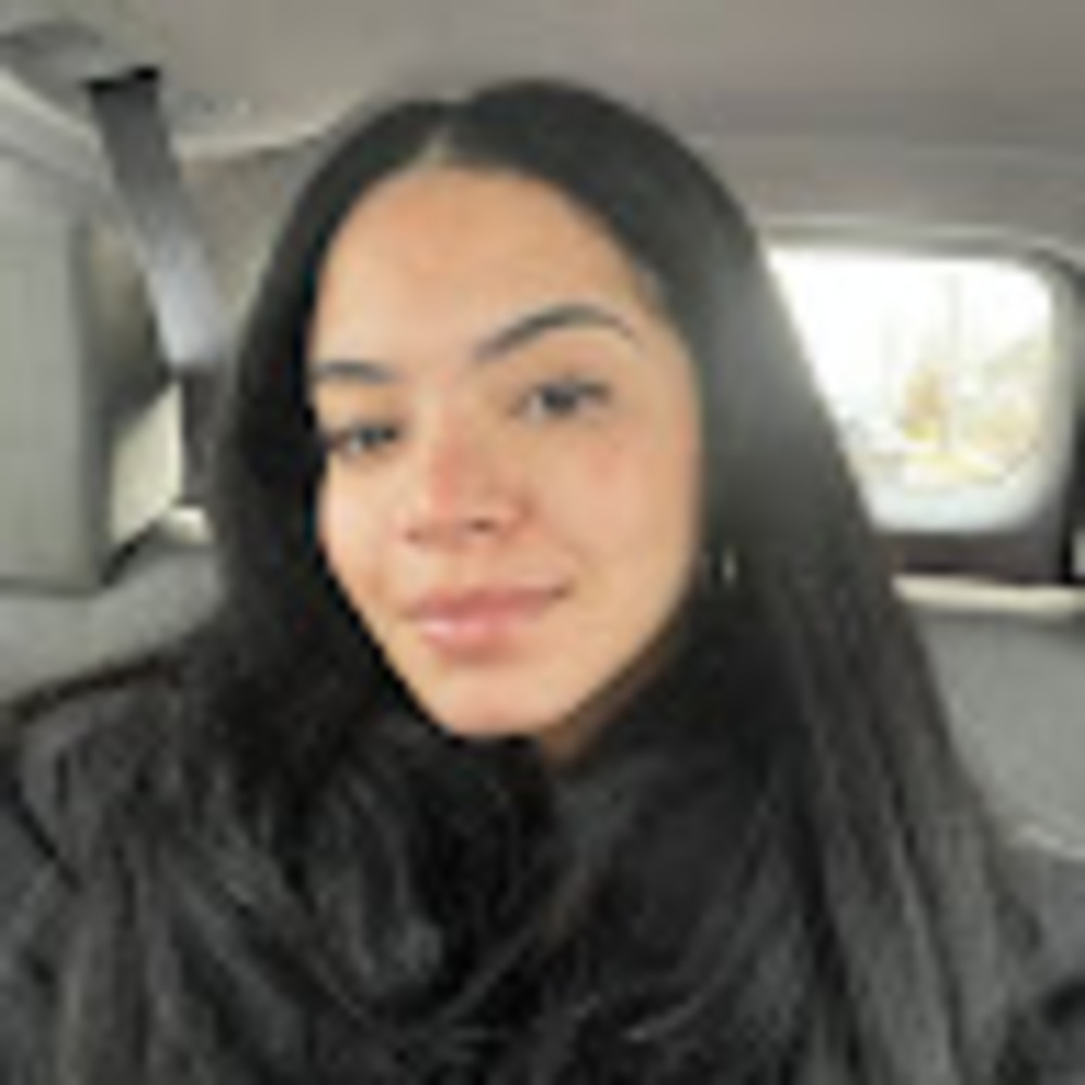 Meet your Posher, Genesis medina